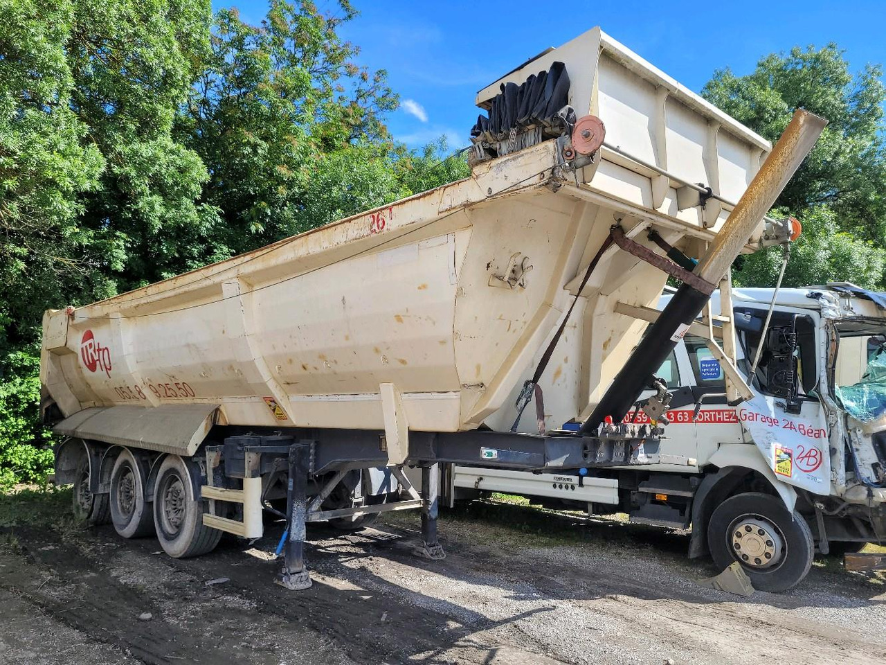 LOUAULT BENNE TP SR39 - Semi-reboque basculante: foto 1 LOUAULT BENNE TP SR39 - Semi-reboque basculante: foto 1