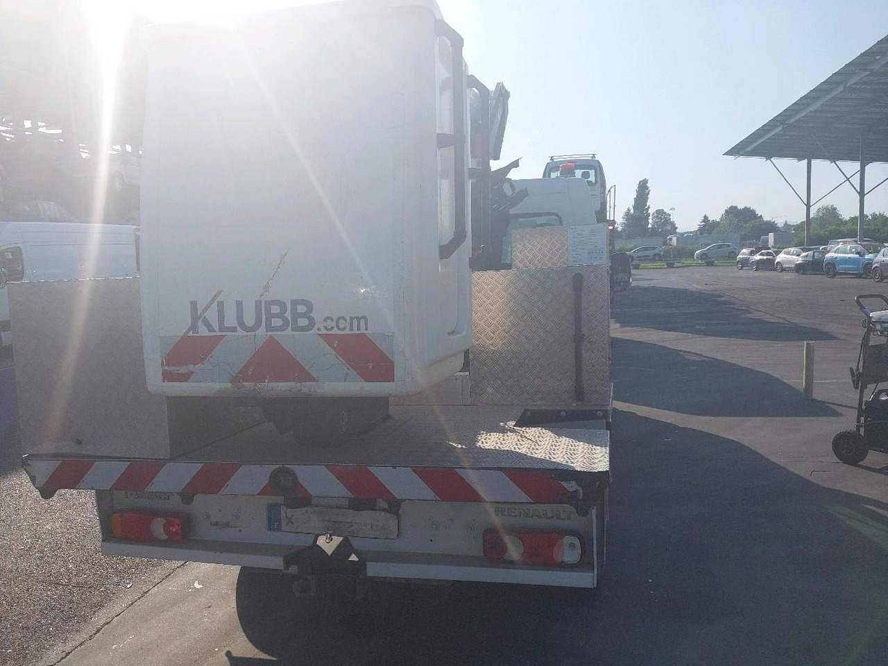 RENAULT MASTER 2.3 DCI 145 NACELLE - Caminhão com plataforma aérea: foto 5 RENAULT MASTER 2.3 DCI 145 NACELLE - Caminhão com plataforma aérea: foto 5
