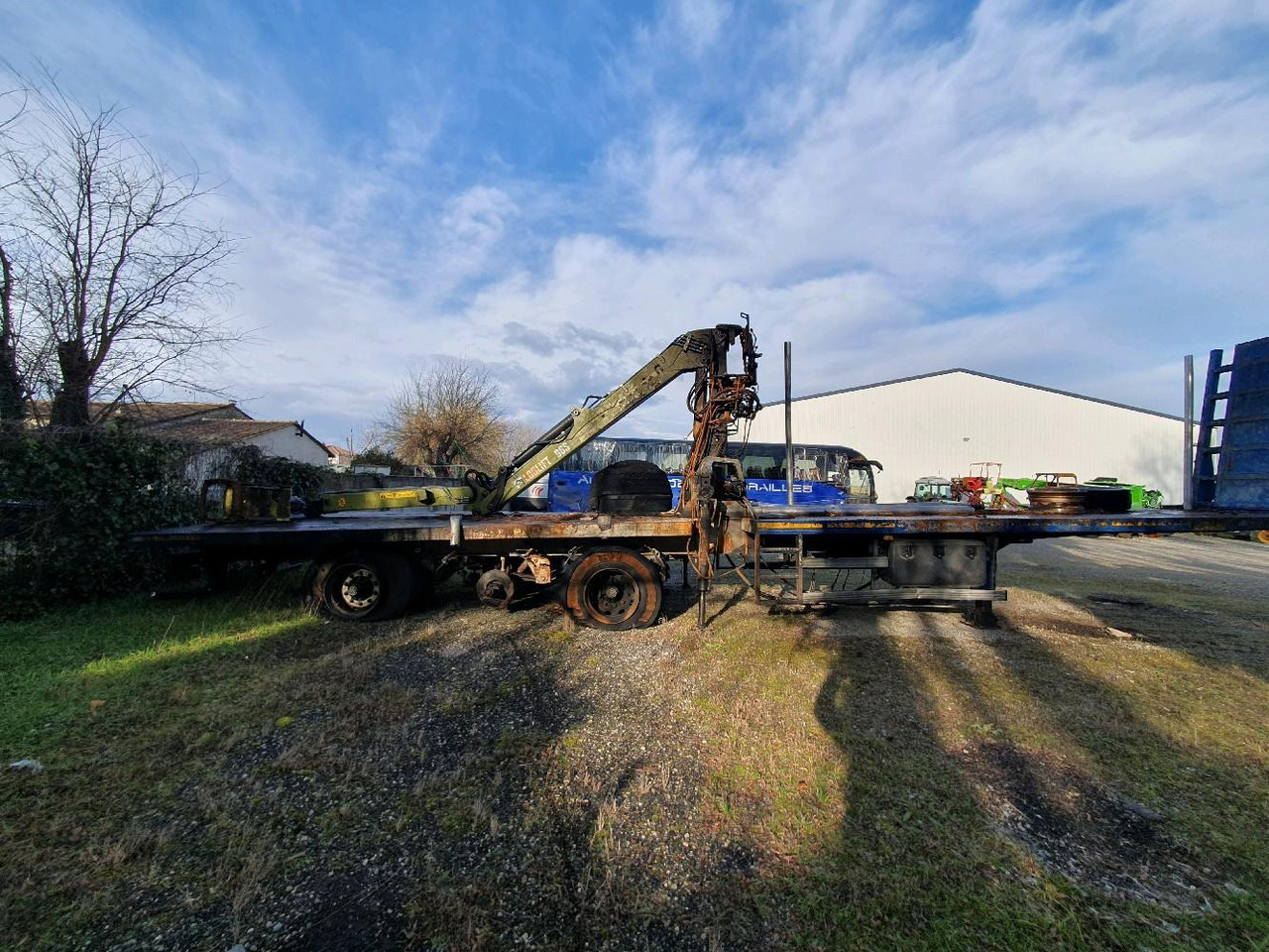 LECITRAILE SEMI GRUE FORESTIERE - Semi-reboque: foto 3 LECITRAILE SEMI GRUE FORESTIERE - Semi-reboque: foto 3