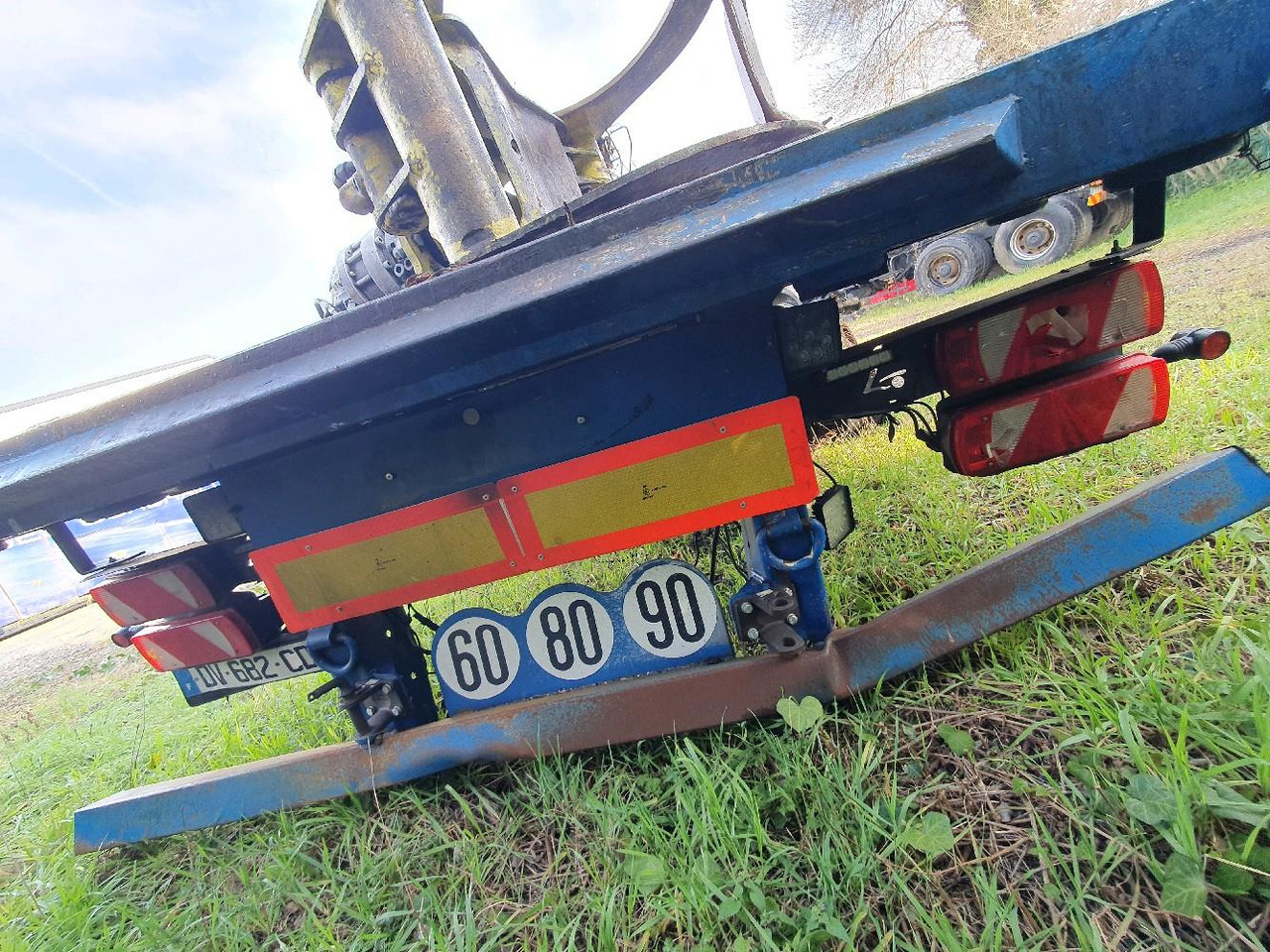 LECITRAILE SEMI GRUE FORESTIERE - Semi-reboque: foto 5 LECITRAILE SEMI GRUE FORESTIERE - Semi-reboque: foto 5