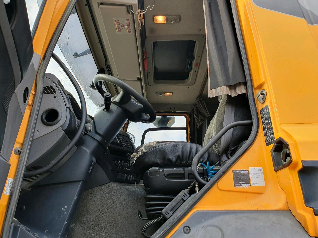 Tractor DAF CF510: foto 10