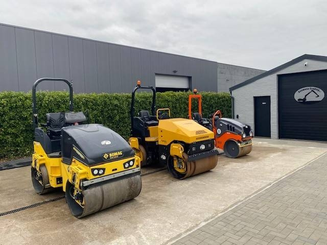 Bomag BW 120 AD-5 - Compactador de asfalto: foto 1 Bomag BW 120 AD-5 - Compactador de asfalto: foto 1