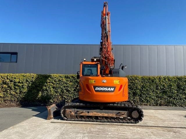Doosan DX140 LCR-5 - Escavadora de rastos: foto 1 Doosan DX140 LCR-5 - Escavadora de rastos: foto 1