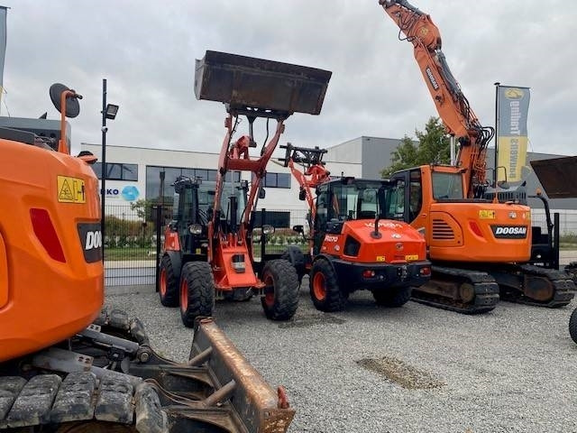 Kubota R 065 - Pá carregadora de rodas: foto 4 Kubota R 065 - Pá carregadora de rodas: foto 4