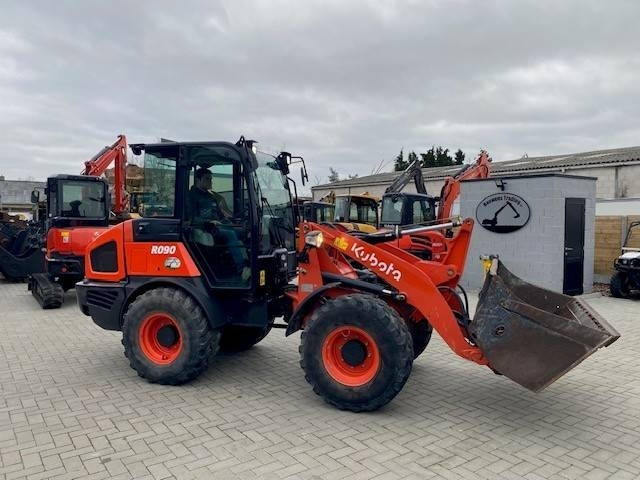 Kubota R 090 - Pá carregadora de rodas: foto 4 Kubota R 090 - Pá carregadora de rodas: foto 4
