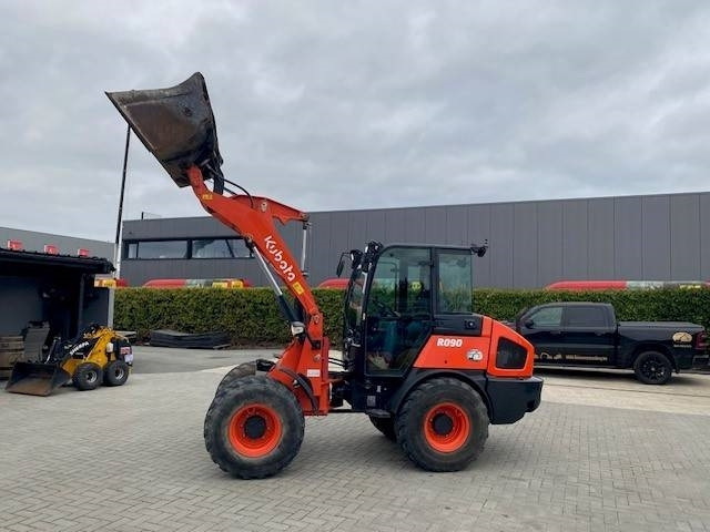 Kubota R 090 - Pá carregadora de rodas: foto 1 Kubota R 090 - Pá carregadora de rodas: foto 1