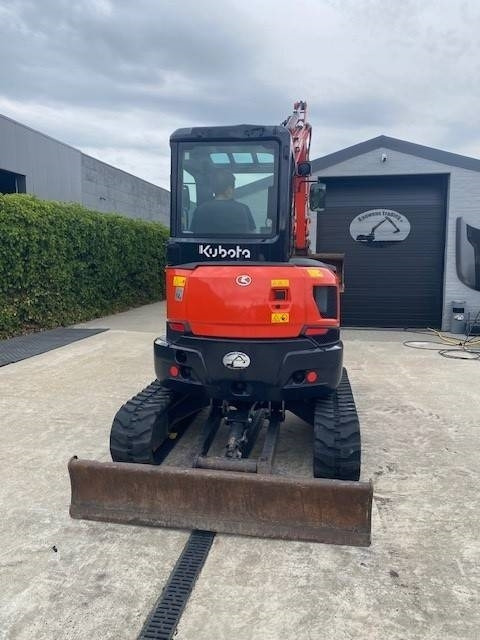 Kubota U 36-4 - Mini escavadeira: foto 2 Kubota U 36-4 - Mini escavadeira: foto 2