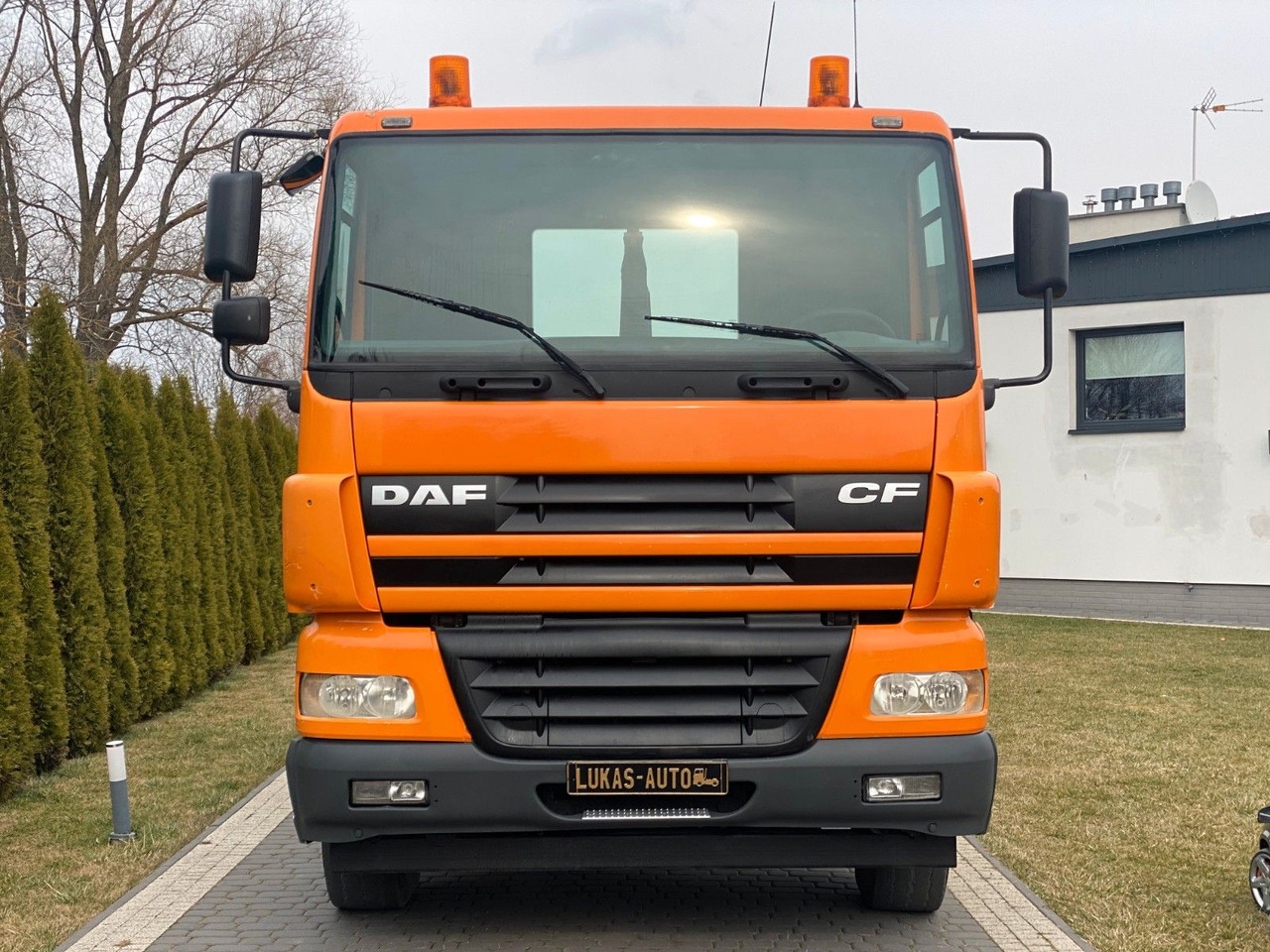 DAF CF 85.340 6X4 MANUAL GEARBOX - Camião polibenne: foto 2 DAF CF 85.340 6X4 MANUAL GEARBOX - Camião polibenne: foto 2