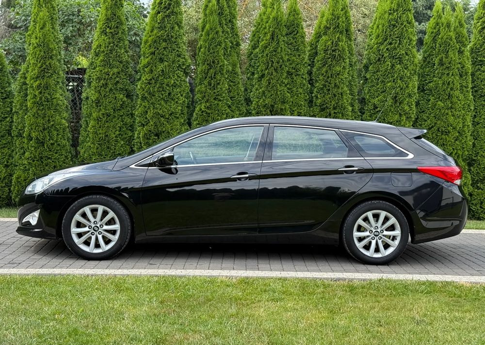 Hyundai i40 1.7 CRDi Comfort - Carrinha: foto 4 Hyundai i40 1.7 CRDi Comfort - Carrinha: foto 4