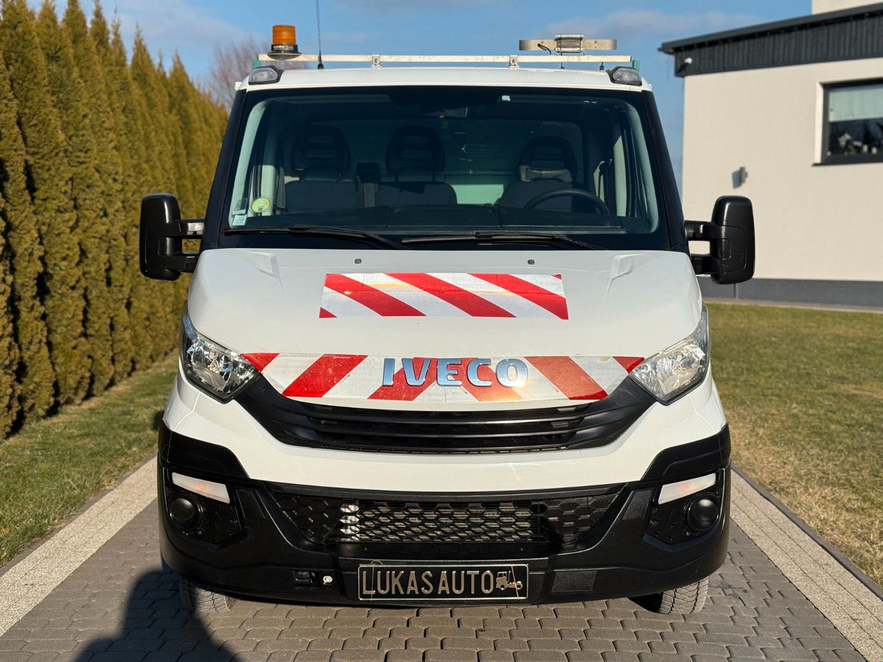 Iveco 35C16 TIPPER TOOL BOX - Carrinha basculante: foto 3 Iveco 35C16 TIPPER TOOL BOX - Carrinha basculante: foto 3