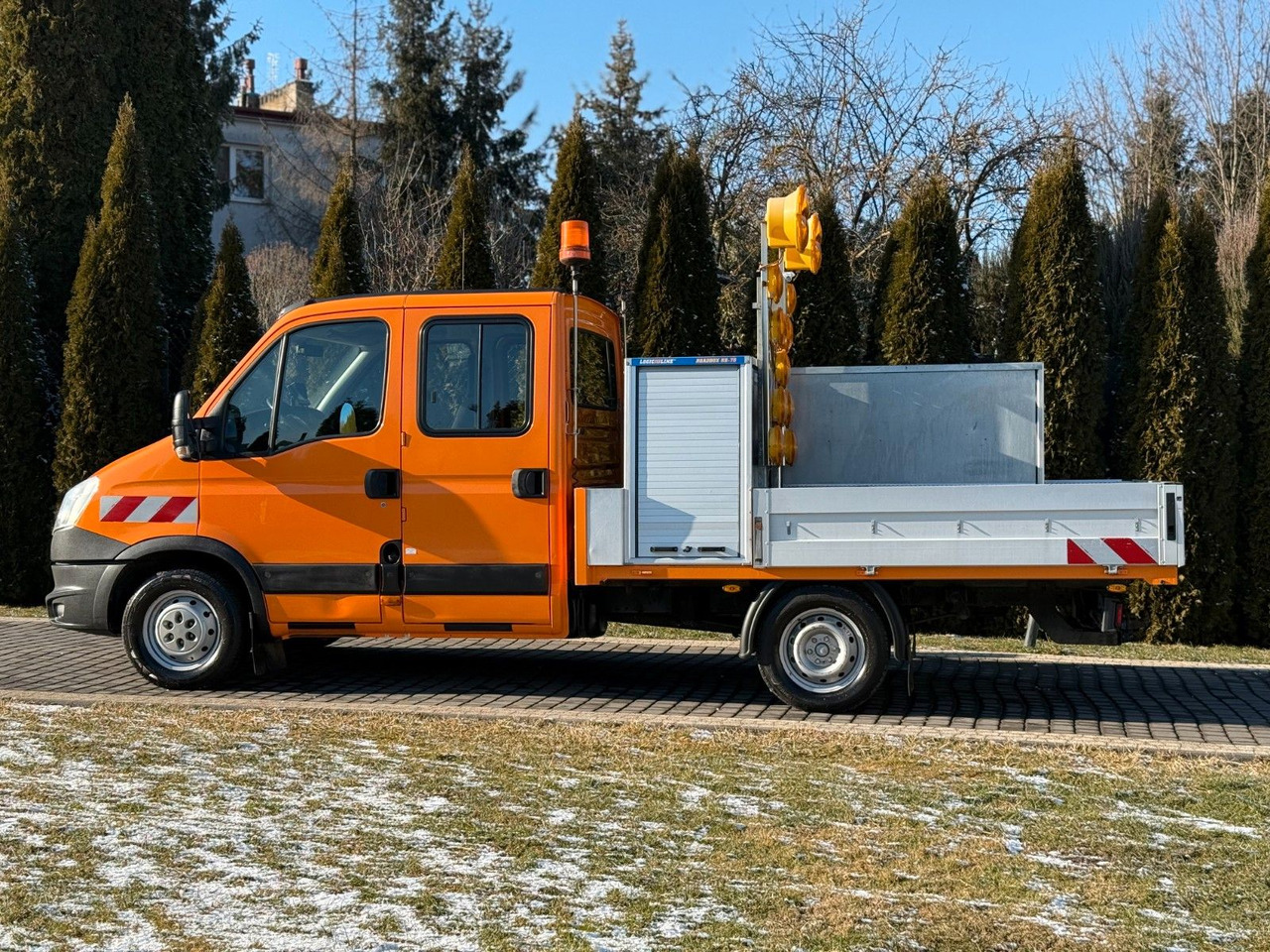 Iveco DAILY 35S13 DOUBLE CABIN - Carrinha de caixa aberta: foto 4 Iveco DAILY 35S13 DOUBLE CABIN - Carrinha de caixa aberta: foto 4