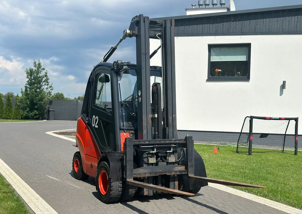 Linde H35T-01 - Empilhadeira a gás: foto 3 Linde H35T-01 - Empilhadeira a gás: foto 3