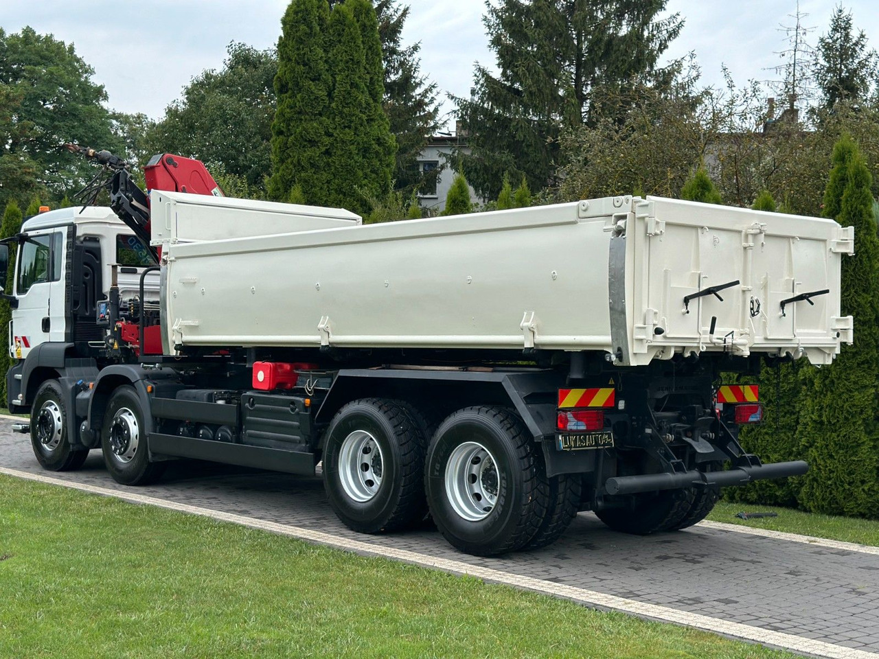 MAN TGS 440 / 8x4 /CRANE HMF 1530/ TIPPER - Camião basculante, Camião grua: foto 4 MAN TGS 440 / 8x4 /CRANE HMF 1530/ TIPPER - Camião basculante, Camião grua: foto 4