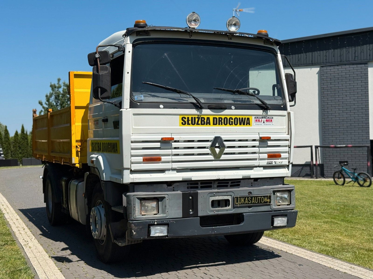 Renault MANAGER 340 TIPPER - Camião basculante: foto 4 Renault MANAGER 340 TIPPER - Camião basculante: foto 4