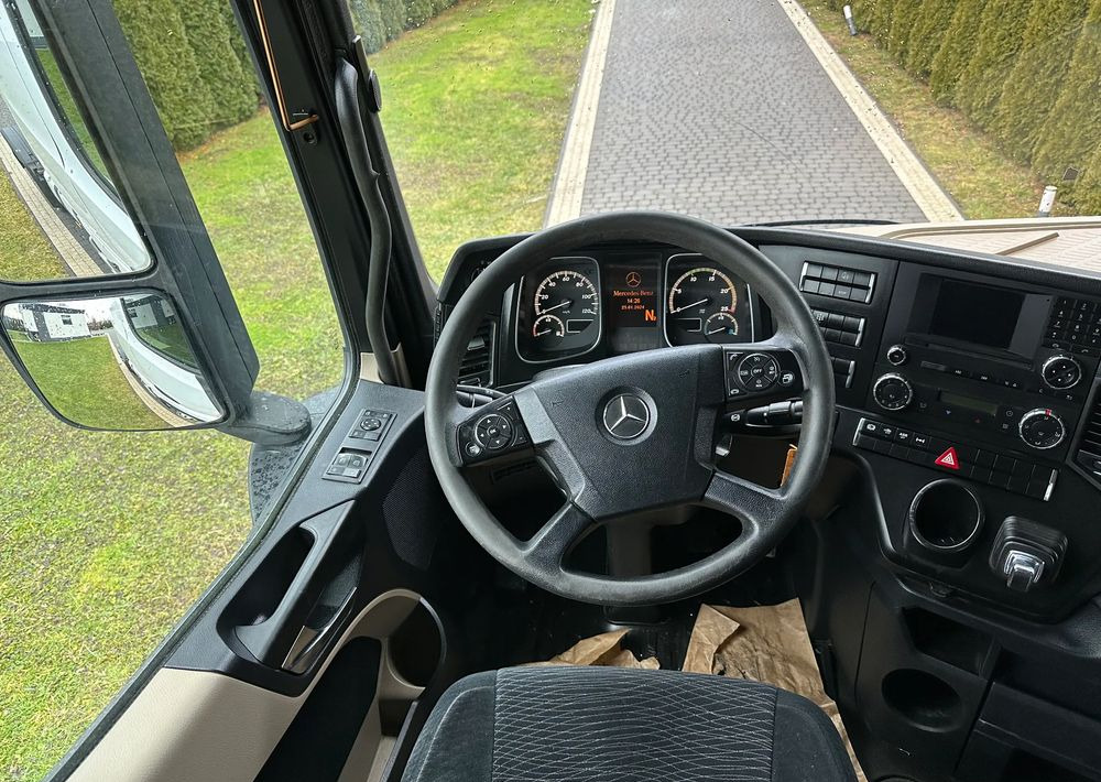 Leasing de Mercedes-Benz ACTROS 1845 EURO 5 HYDRAILIKA Mercedes-Benz ACTROS 1845 EURO 5 HYDRAILIKA: foto 11 Leasing de Mercedes-Benz ACTROS 1845 EURO 5 HYDRAILIKA Mercedes-Benz ACTROS 1845 EURO 5 HYDRAILIKA: foto 11