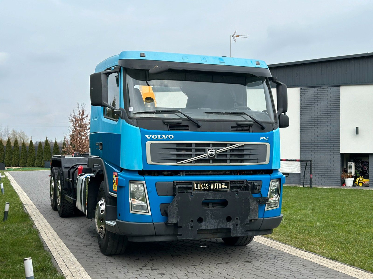 Volvo FM 400 MANUAL 6X4 ABROLLKIPPER - Camião polibenne: foto 3 Volvo FM 400 MANUAL 6X4 ABROLLKIPPER - Camião polibenne: foto 3