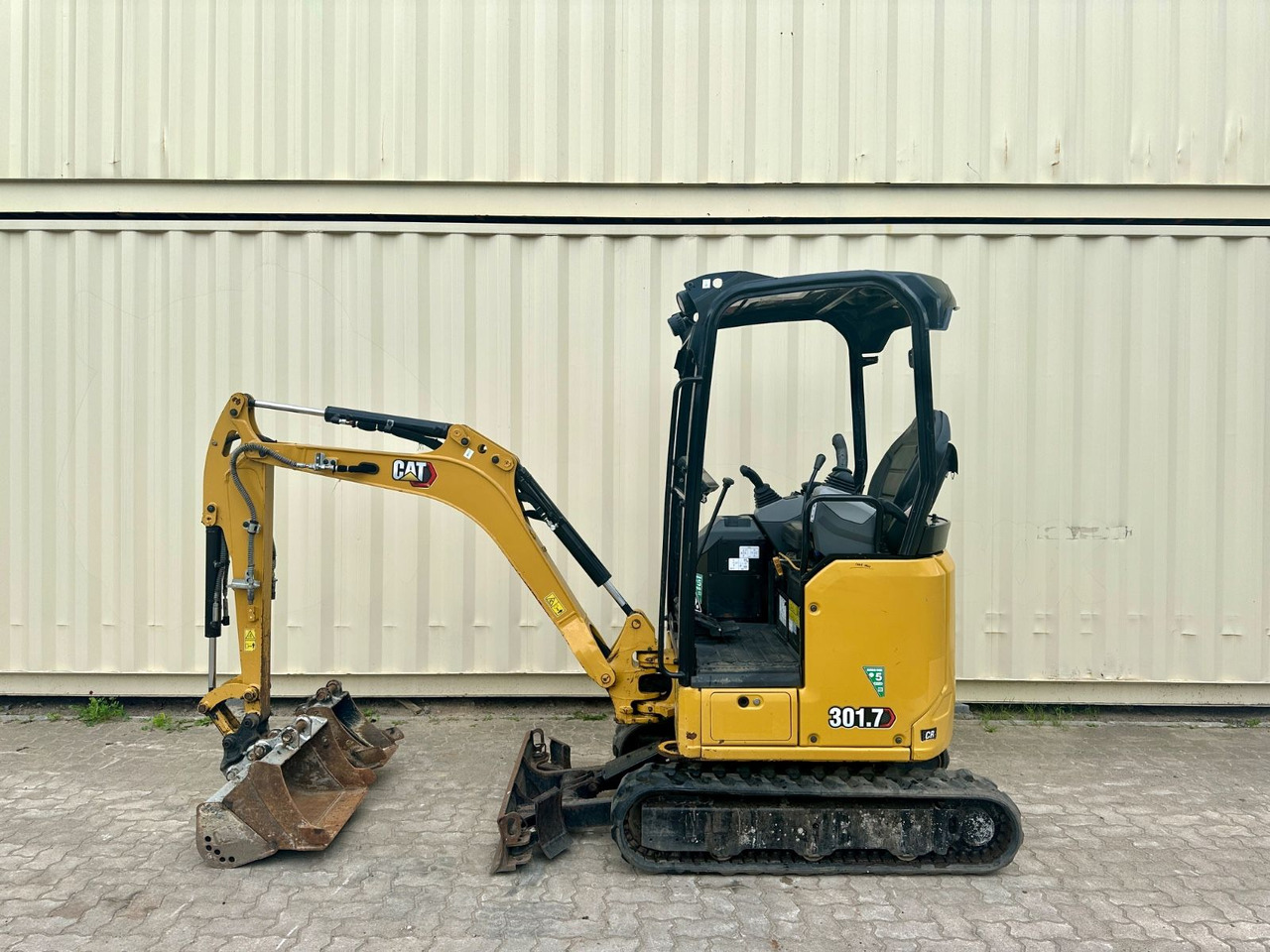 CAT 301.7 CR / 2022 BJ / 656 H / 3 x Löffel - Mini escavadeira: foto 5 CAT 301.7 CR / 2022 BJ / 656 H / 3 x Löffel - Mini escavadeira: foto 5