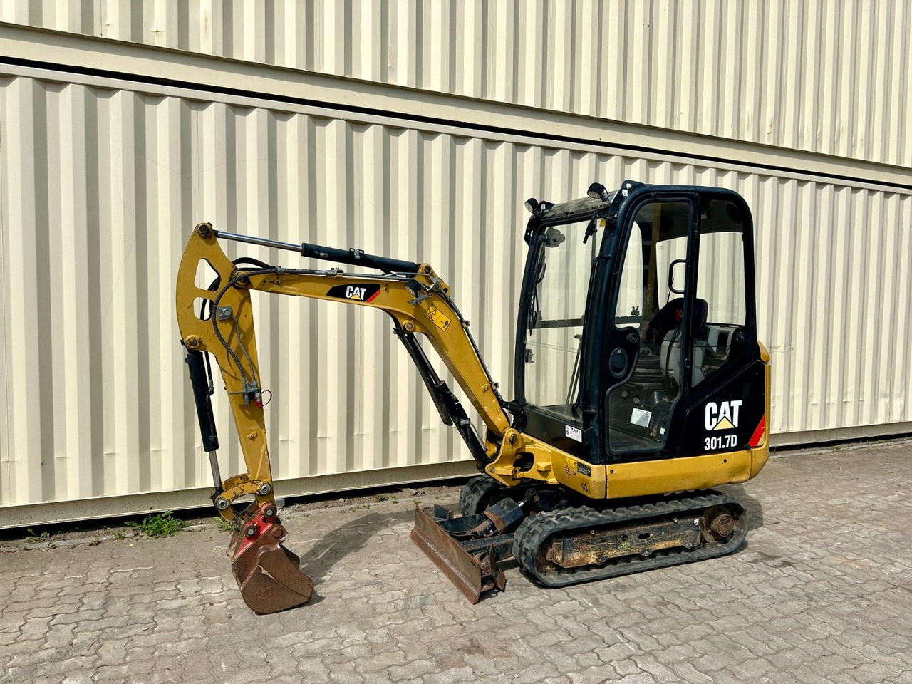 CAT 301.7D / 2014 Baujahr / 2.796 H - Mini escavadeira: foto 2 CAT 301.7D / 2014 Baujahr / 2.796 H - Mini escavadeira: foto 2