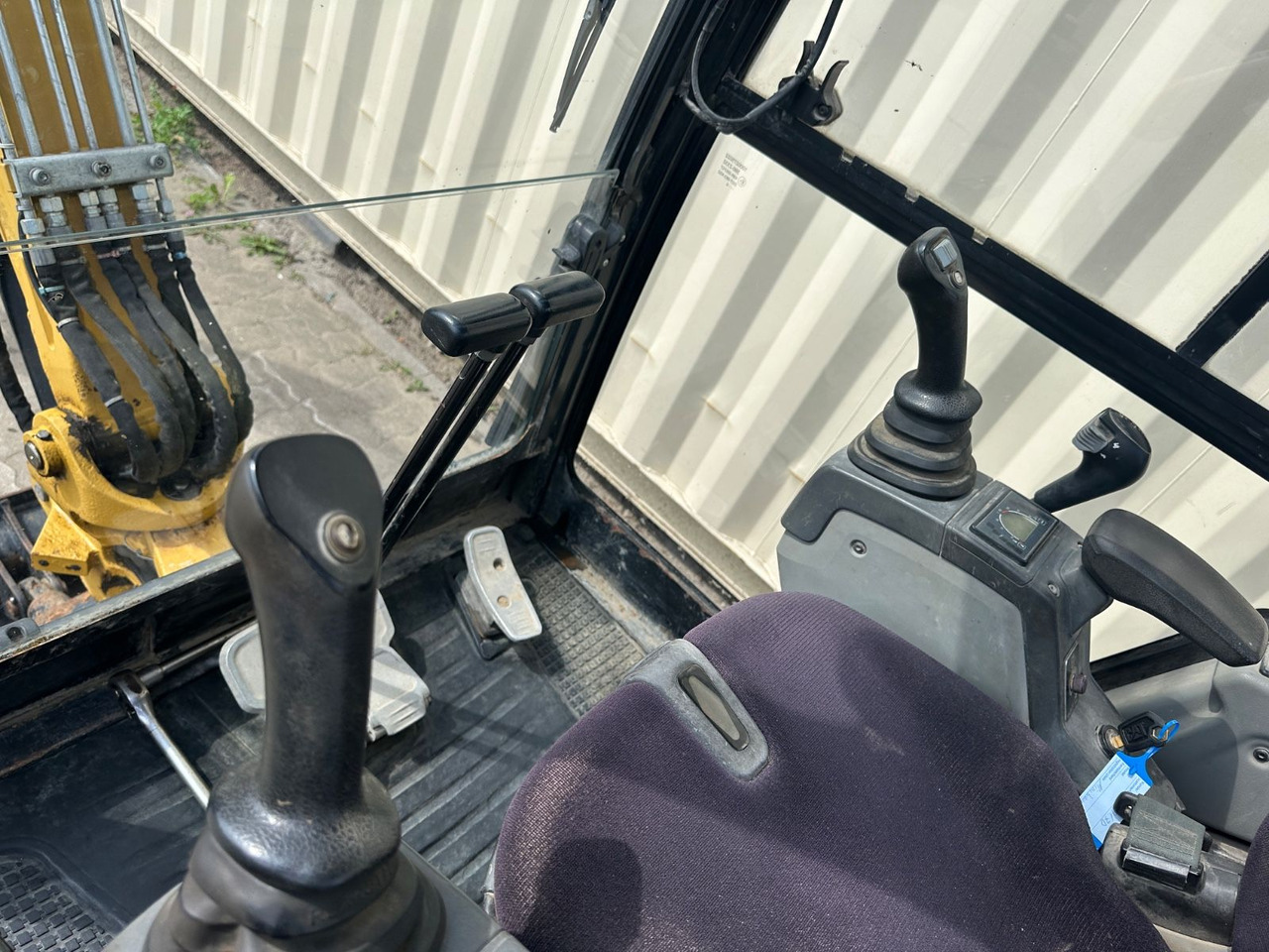 Leasing de  CAT 301.7D / 2014 Baujahr  / 2.796 H CAT 301.7D / 2014 Baujahr  / 2.796 H: foto 12