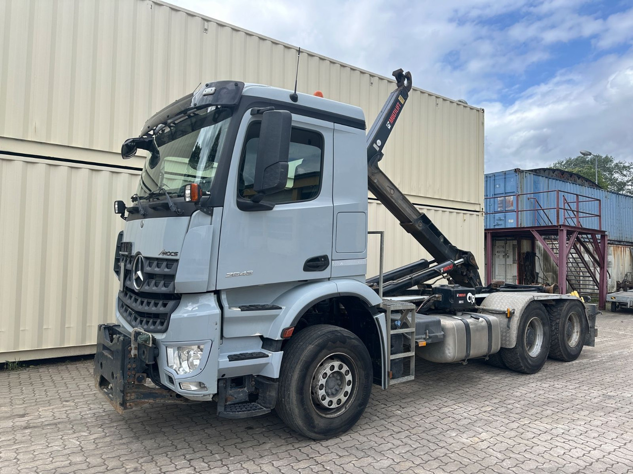 Mercedes-Benz Arocs 2643/Hiab M. /1. Hd /R.St. 3.90m/265.773KM - Camião polibenne: foto 1 Mercedes-Benz Arocs 2643/Hiab M. /1. Hd /R.St. 3.90m/265.773KM - Camião polibenne: foto 1