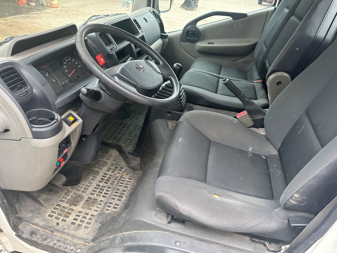 Leasing de  Nissan Cabstar mit Topy11 Arbeitsbühne / 11 Meter Nissan Cabstar mit Topy11 Arbeitsbühne / 11 Meter: foto 12