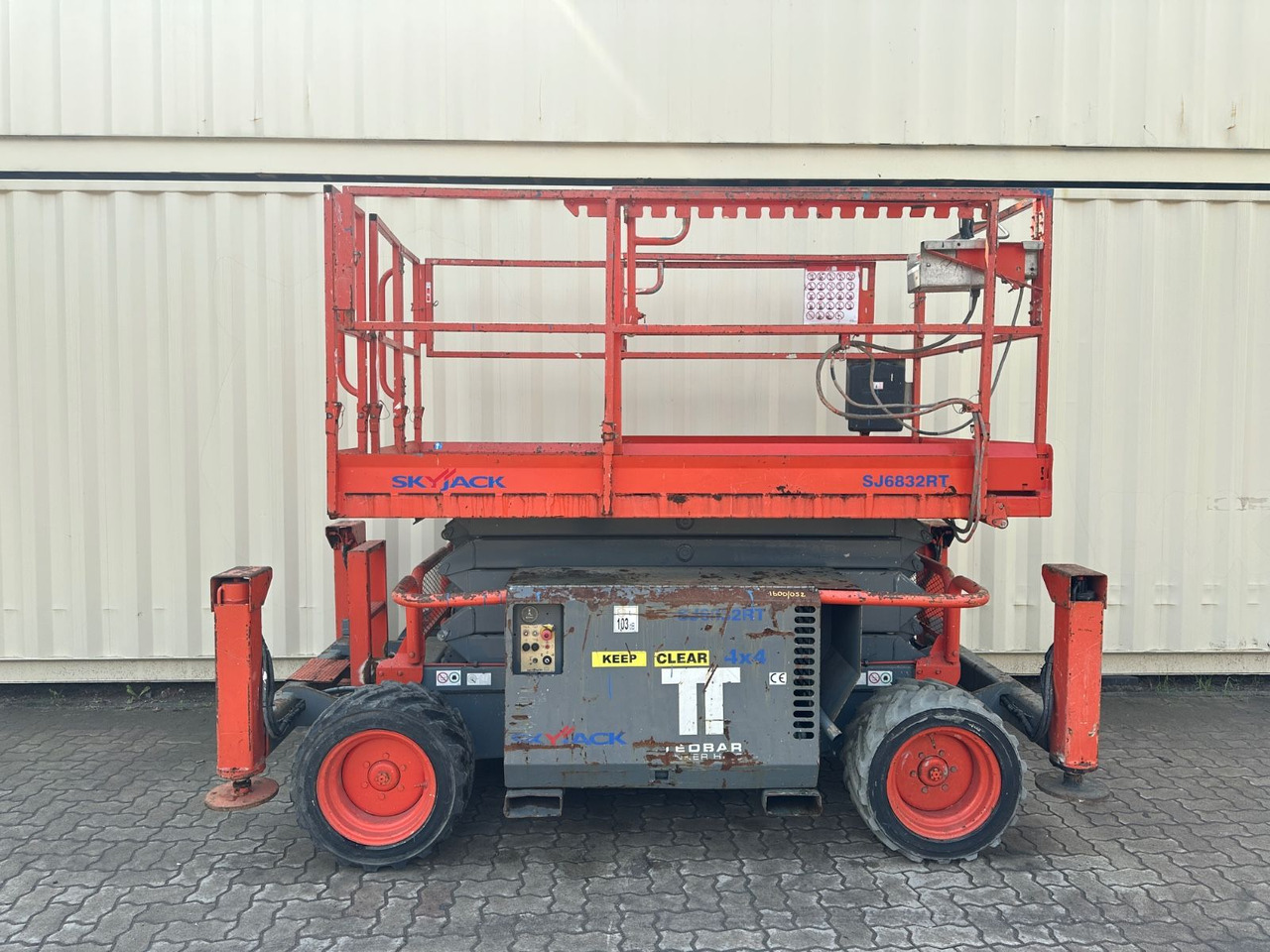 Skyjack SJ6832RT 4x4 Diesel, 11.8 Meter, 1.493 H - Plataforma de Tijera/ Plataforma de tesoura: foto 5 Skyjack SJ6832RT 4x4 Diesel, 11.8 Meter, 1.493 H - Plataforma de Tijera/ Plataforma de tesoura: foto 5