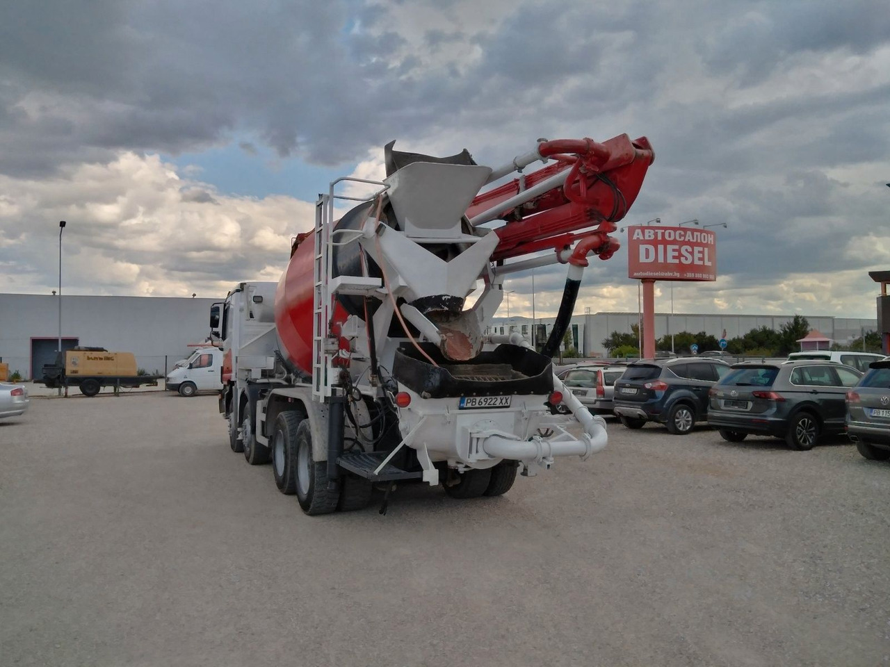 Mercedes-Benz ACTROS 3240 Putzmeister 26.67S - Autobomba de betão: foto 5 Mercedes-Benz ACTROS 3240 Putzmeister 26.67S - Autobomba de betão: foto 5