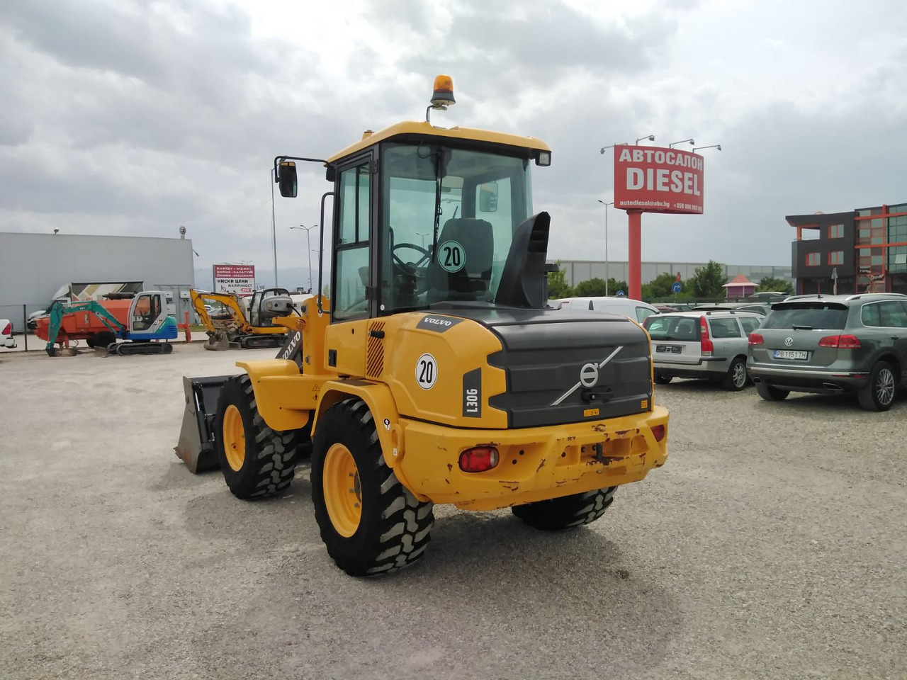 VOLVO L30G - Pá carregadora de rodas: foto 5 VOLVO L30G - Pá carregadora de rodas: foto 5