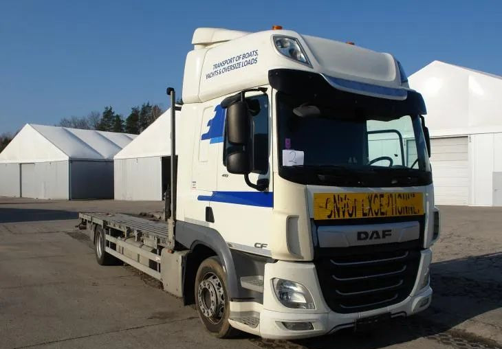 DAF CF 410 EURO 6 Laweta - Platforma super stan - Camião de caixa aberta/ Plataforma: foto 3 DAF CF 410 EURO 6 Laweta - Platforma super stan - Camião de caixa aberta/ Plataforma: foto 3
