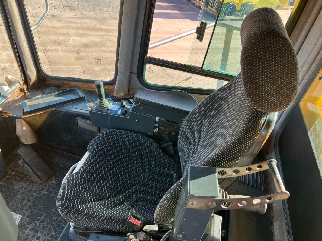 BOMAG DE BC 772 RB-2 Stage IIIa/Tier 3 - Compactador: foto 5 BOMAG DE BC 772 RB-2 Stage IIIa/Tier 3 - Compactador: foto 5