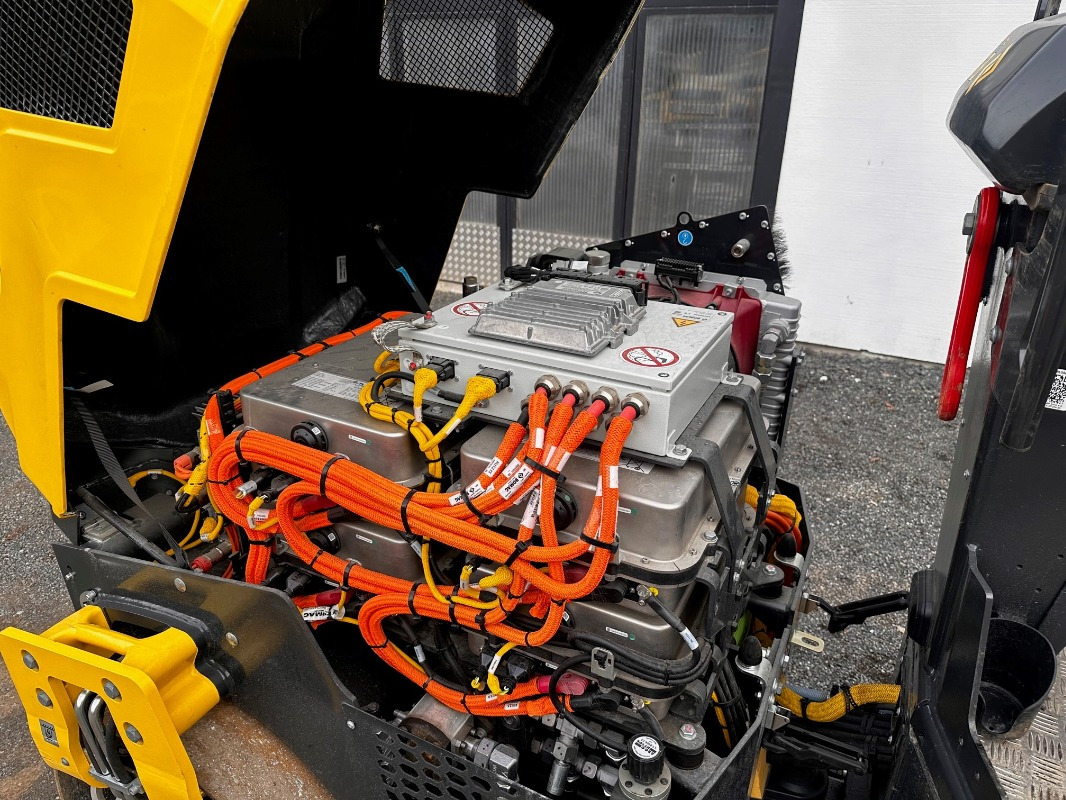 BOMAG DE BW 120 ADe-5 - Rolo: foto 5 BOMAG DE BW 120 ADe-5 - Rolo: foto 5