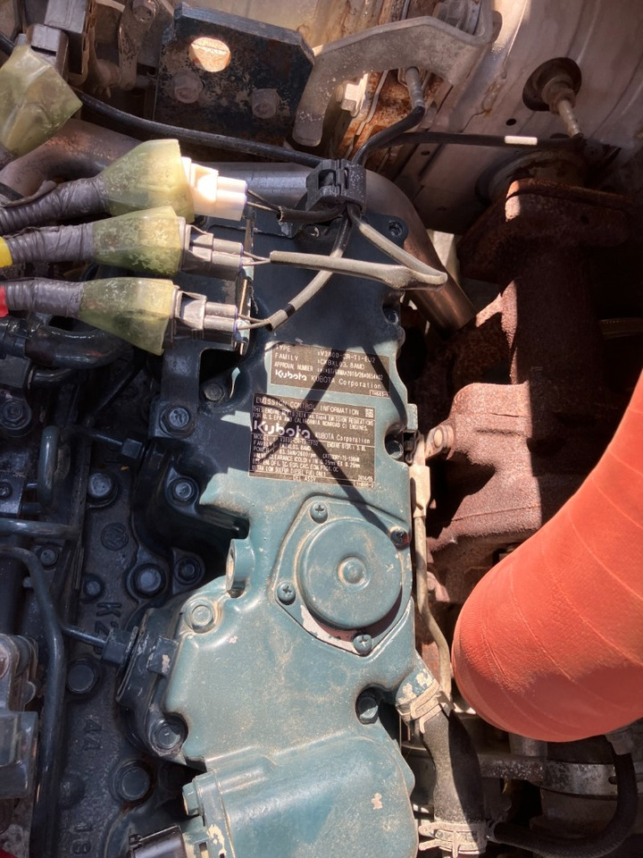 BOMAG DE BW 161 AD-5 Stage IIIb/Tier 4i - Compactador de asfalto: foto 3 BOMAG DE BW 161 AD-5 Stage IIIb/Tier 4i - Compactador de asfalto: foto 3