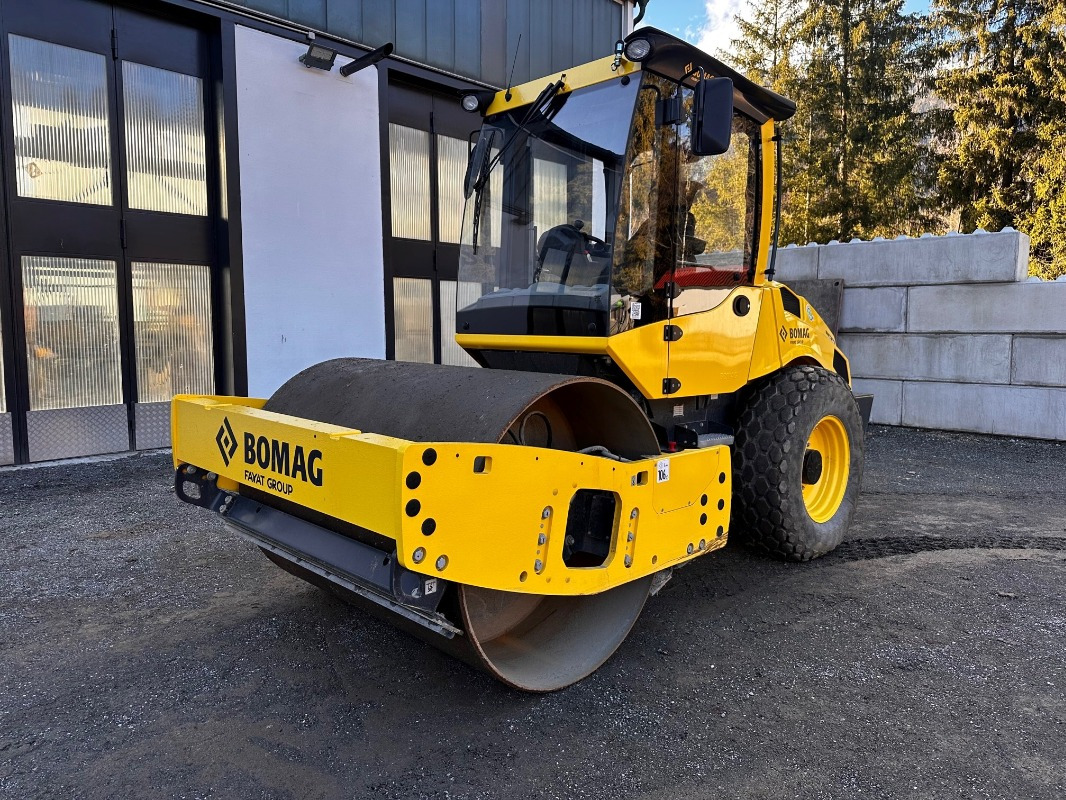 BOMAG DE BW 177 DH-5 Stage V/Tier 4f - Compactador: foto 1 BOMAG DE BW 177 DH-5 Stage V/Tier 4f - Compactador: foto 1