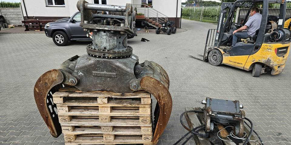 Chwytak wyburzeniowy sortujący Liebherr SG25 oryginał + szybko złącze SWA48 - Garra: foto 1 Chwytak wyburzeniowy sortujący Liebherr SG25 oryginał + szybko złącze SWA48 - Garra: foto 1