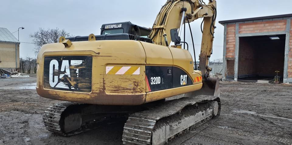 Koparka Caterpillar 320DL + long reach 16,5m - Escavadora de rastos: foto 3 Koparka Caterpillar 320DL + long reach 16,5m - Escavadora de rastos: foto 3