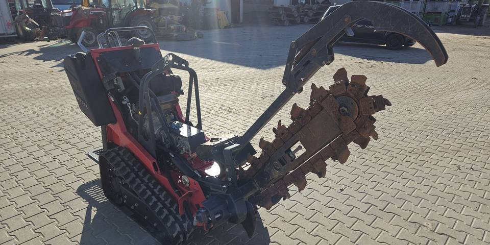 Koparka łańcuchowa Barreto 20RTK E2024TK baretto - Colocadora de tubagem: foto 4 Koparka łańcuchowa Barreto 20RTK E2024TK baretto - Colocadora de tubagem: foto 4