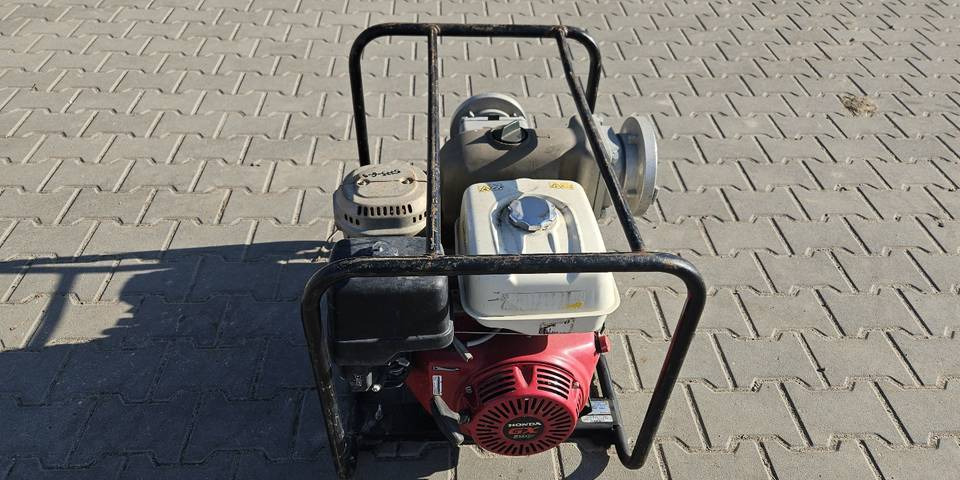 Motopompa szlamowa Honda WT40X 1600L/min FV23% - Equipamento de construção: foto 3 Motopompa szlamowa Honda WT40X 1600L/min FV23% - Equipamento de construção: foto 3
