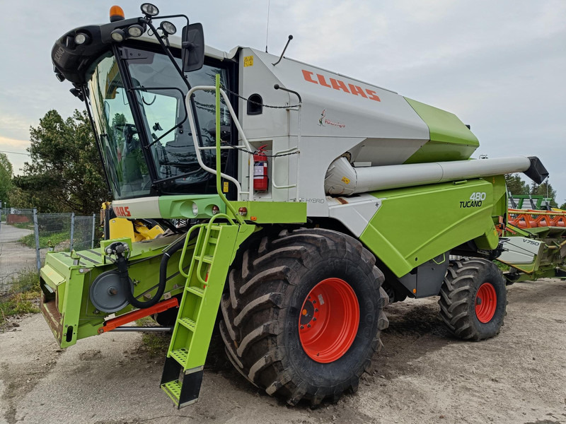 Claas Tucano 480 V750 - Ceifeira debulhadora: foto 1 Claas Tucano 480 V750 - Ceifeira debulhadora: foto 1