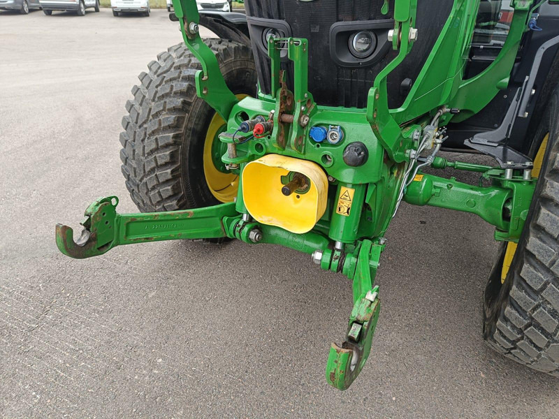 Trator John Deere 6115 RC: foto 13