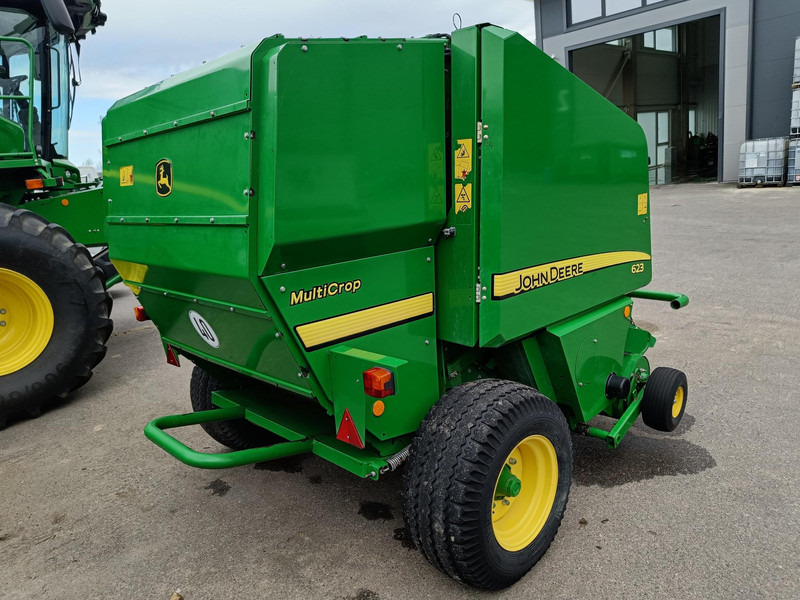 John Deere 623N - Enfardadeira de fardos redondos: foto 4 John Deere 623N - Enfardadeira de fardos redondos: foto 4