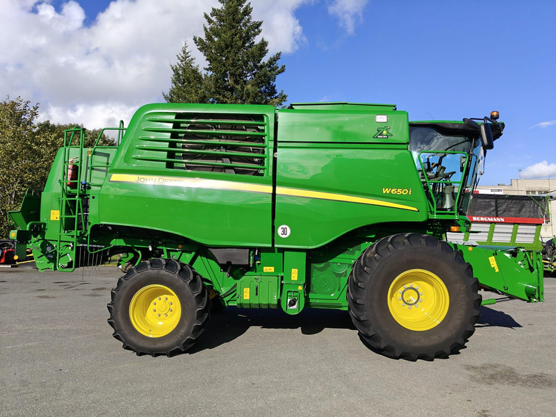 John Deere W650 i 722X - Ceifeira debulhadora: foto 3 John Deere W650 i 722X - Ceifeira debulhadora: foto 3