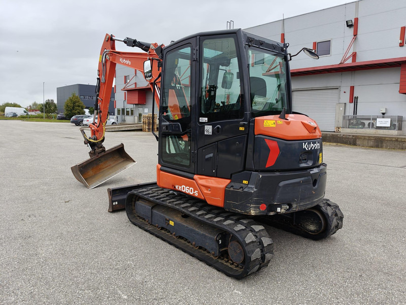 Kubota KX060-5 - Mini escavadeira: foto 5 Kubota KX060-5 - Mini escavadeira: foto 5