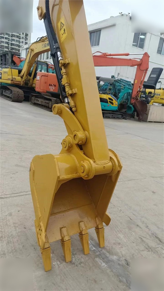 CATERPILLAR 304CR - Mini escavadeira: foto 5 CATERPILLAR 304CR - Mini escavadeira: foto 5