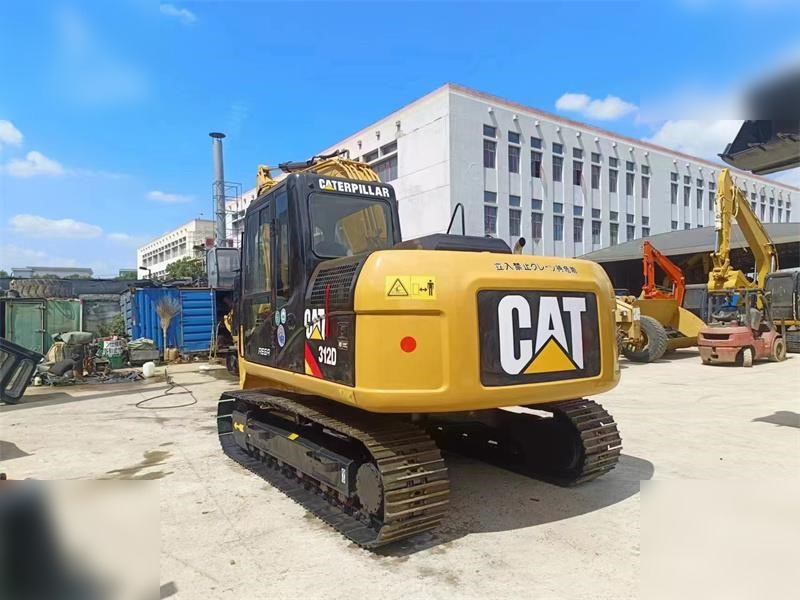 CATERPILLAR 312D - Escavadora de rastos: foto 4 CATERPILLAR 312D - Escavadora de rastos: foto 4