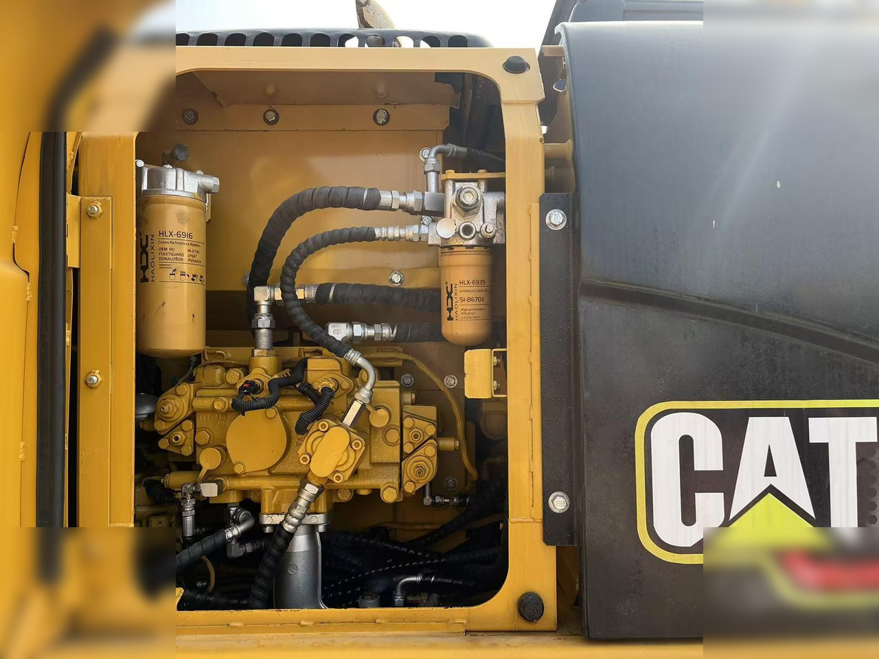 CATERPILLAR 312D2 GC - Escavadora de rastos: foto 5 CATERPILLAR 312D2 GC - Escavadora de rastos: foto 5