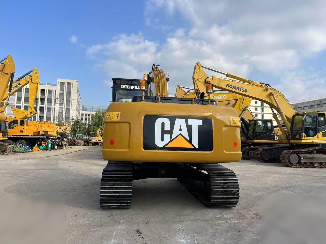 CATERPILLAR 320D - Escavadora de rastos: foto 4 CATERPILLAR 320D - Escavadora de rastos: foto 4