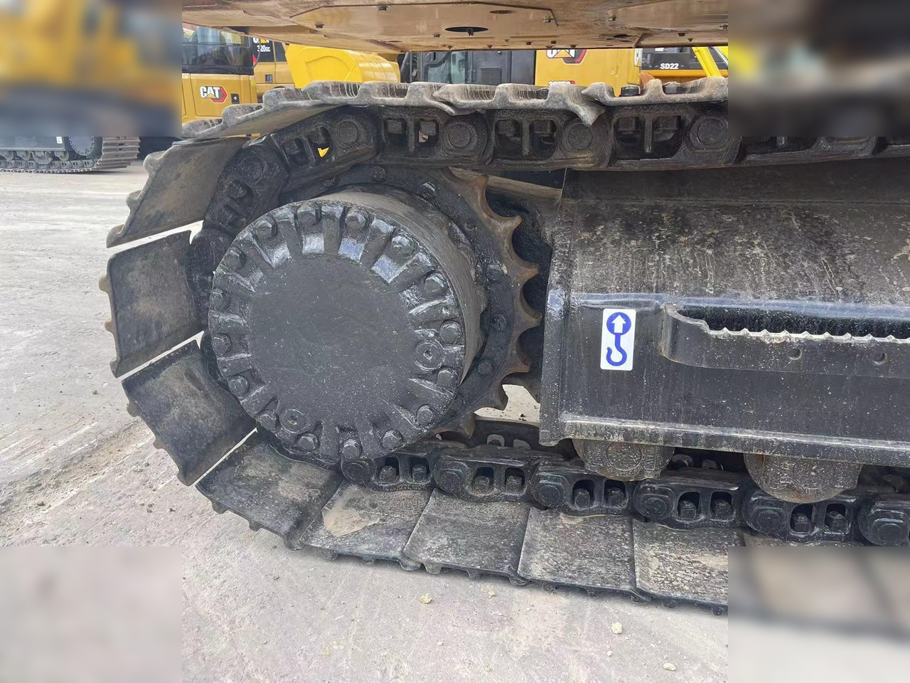 Escavadora de rastos CATERPILLAR 320D: foto 9