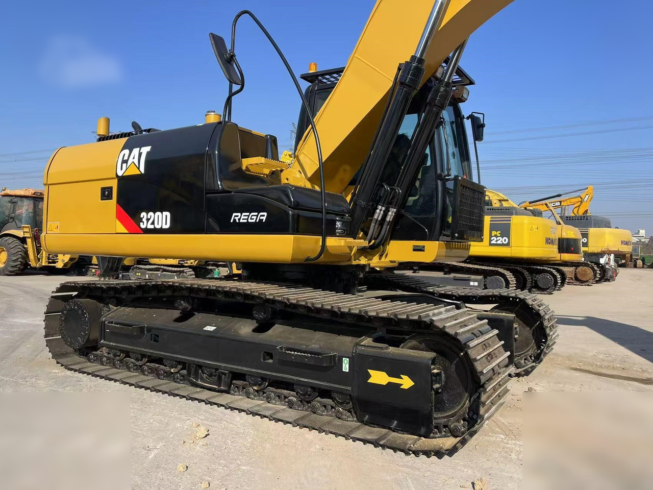 CATERPILLAR 320D - Escavadora de rastos: foto 4 CATERPILLAR 320D - Escavadora de rastos: foto 4
