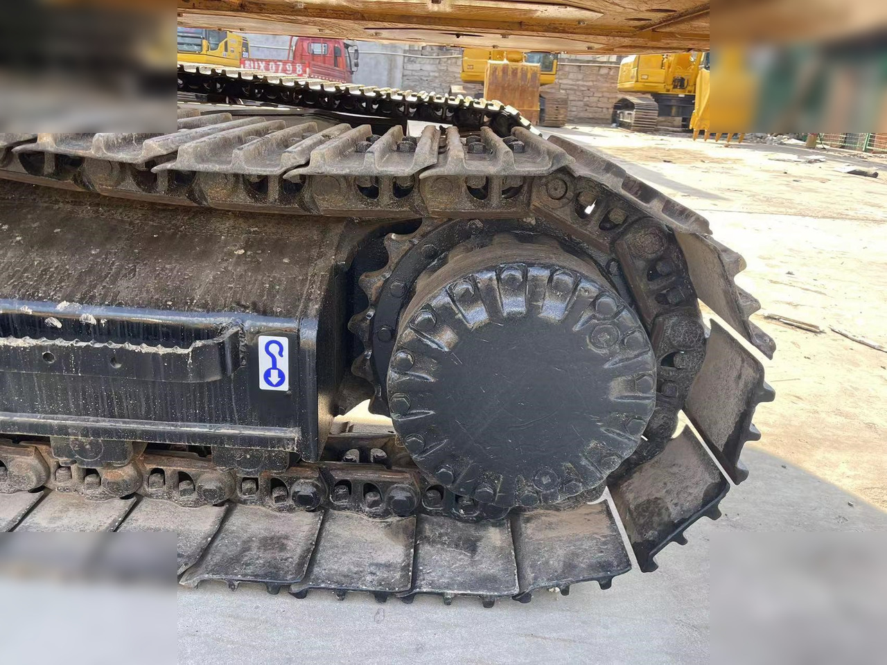 CATERPILLAR 320DL - Escavadora de rastos: foto 5 CATERPILLAR 320DL - Escavadora de rastos: foto 5