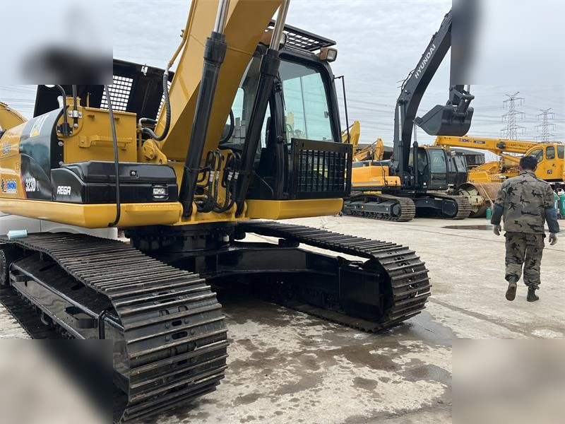 CATERPILLAR 323DL - Escavadora de rastos: foto 4 CATERPILLAR 323DL - Escavadora de rastos: foto 4